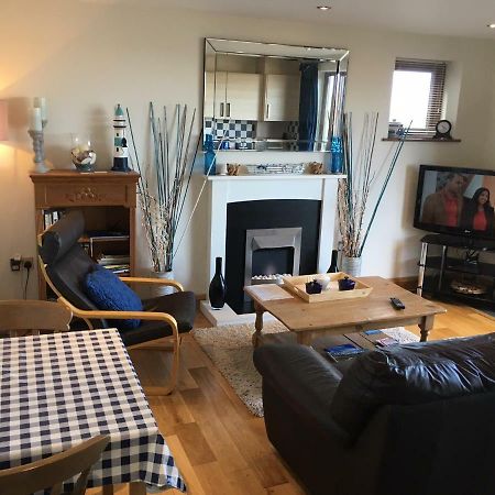 Crud Yr Awel Apartment Y Felinheli Eksteriør bilde