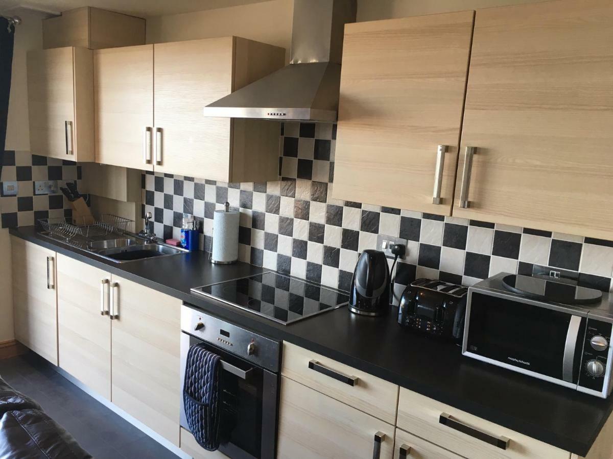 Crud Yr Awel Apartment Y Felinheli Eksteriør bilde